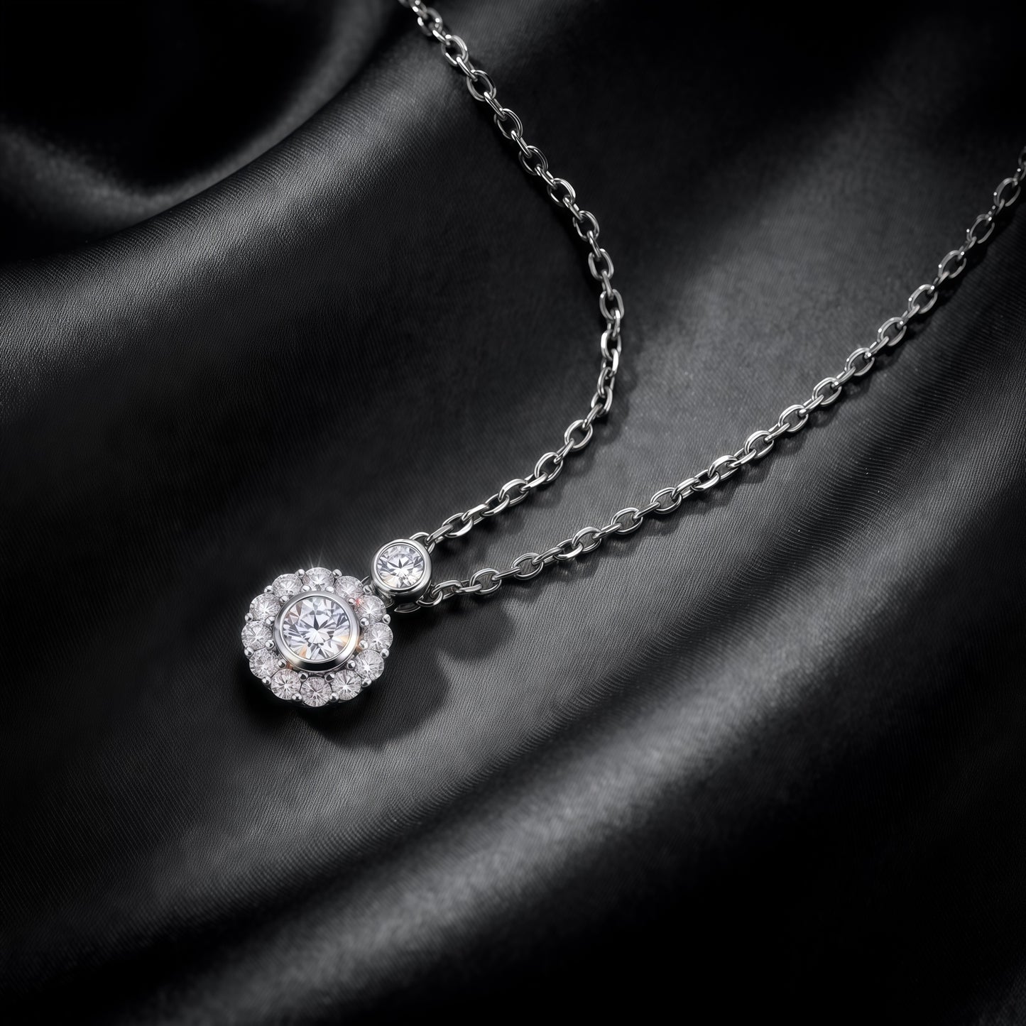 0.7ctw Round Brilliant Lab-Grown Diamond Halo Pendant Necklace in S925 Sterling Silver | Dapaza