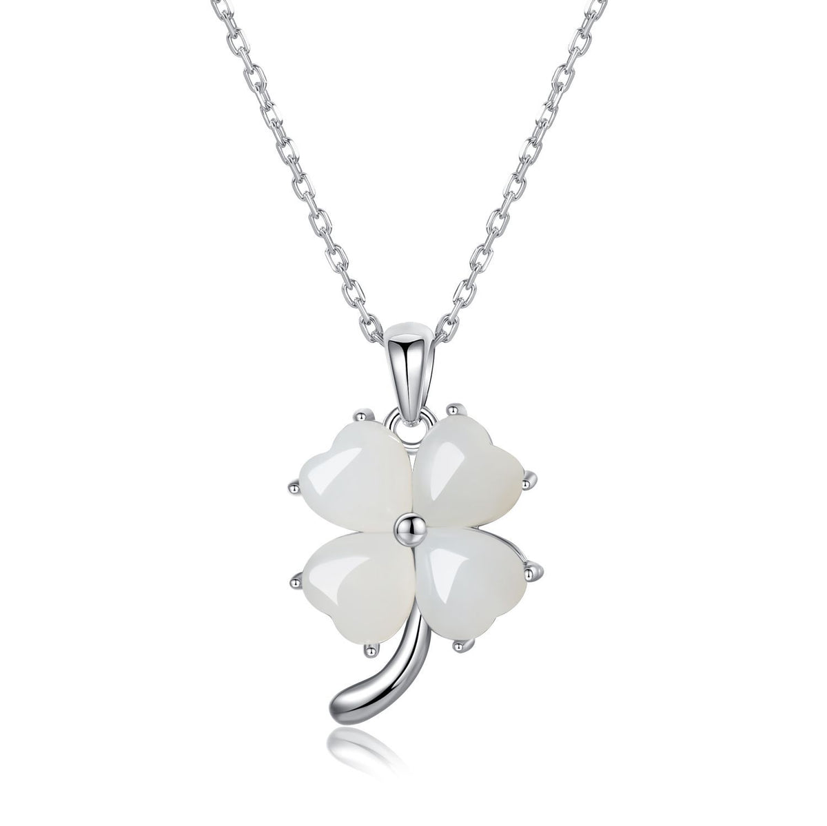 Dapaza Lucky Clover Necklace