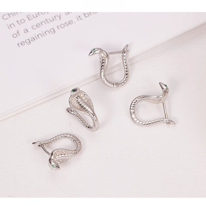 New S925 Sterling Silver Premium Cold Wind Cobra Earrings Spirit Snake Ear Buckle Male and Female Couples Ear Accessories