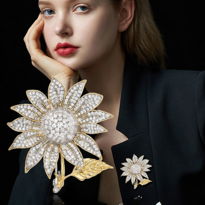 Dapaza  Elegant Sunflower Flower Pin Brooch