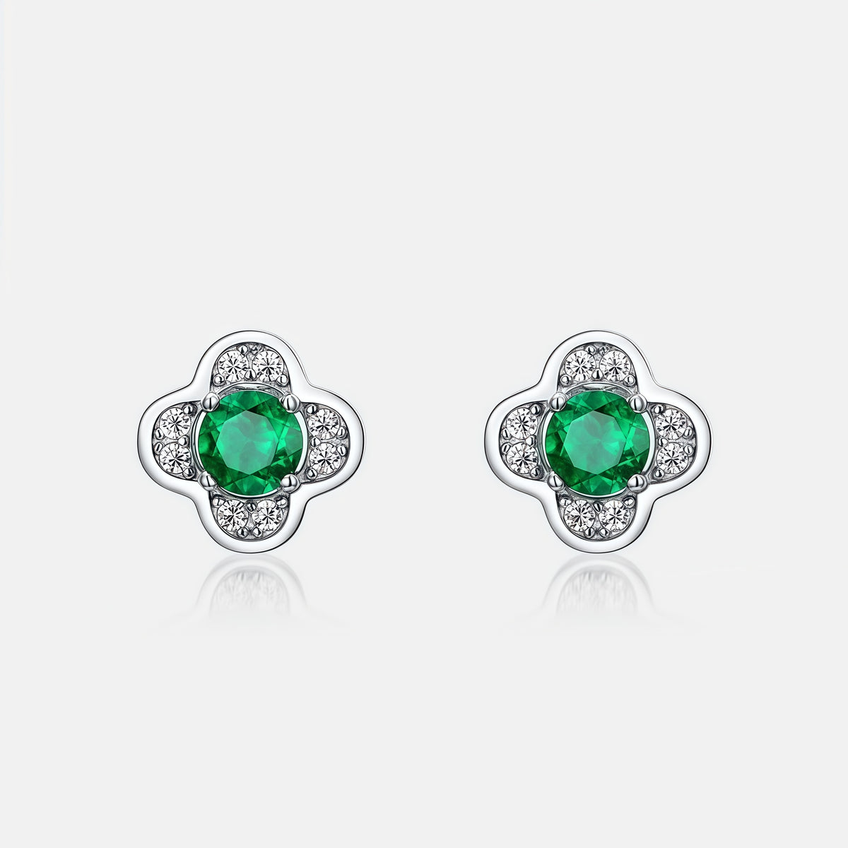 Dainty Clover 0.45CT Lab-Grown Emerald Stud Earrings - 925 Sterling Silver - Dapaza Jewelry