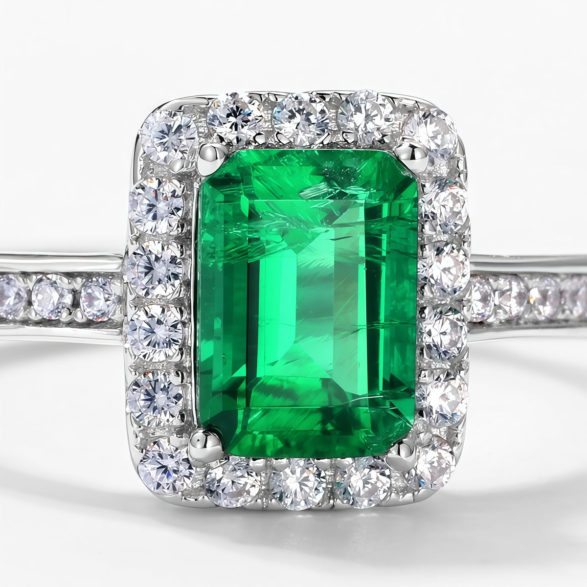 Contemporary Lab-Grown Emerald Statement Ring - 925 Silver - Dapaza