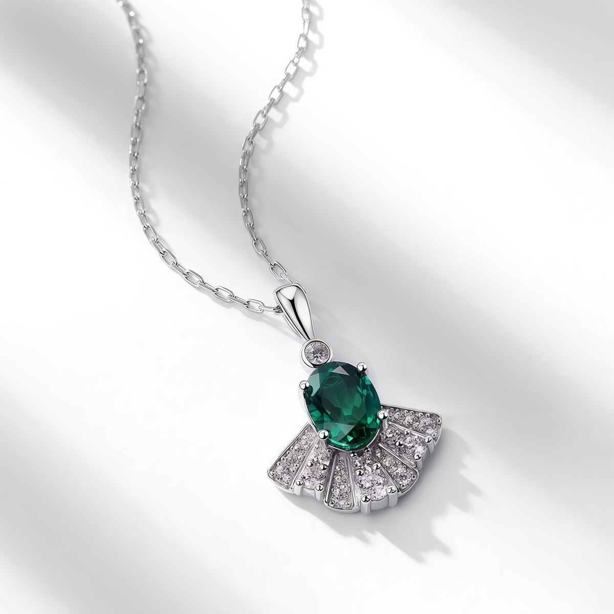 Premium Dapaza Fan-Shaped Lab-Grown Emerald Pendant Necklace | S925 Sterling Silver