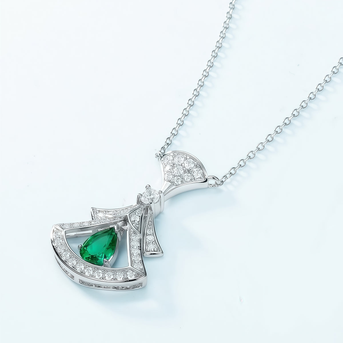 Premium Dapaza Gown-Inspired Lab-Grown Emerald Collarbone Necklace | 925 Sterling Silver
