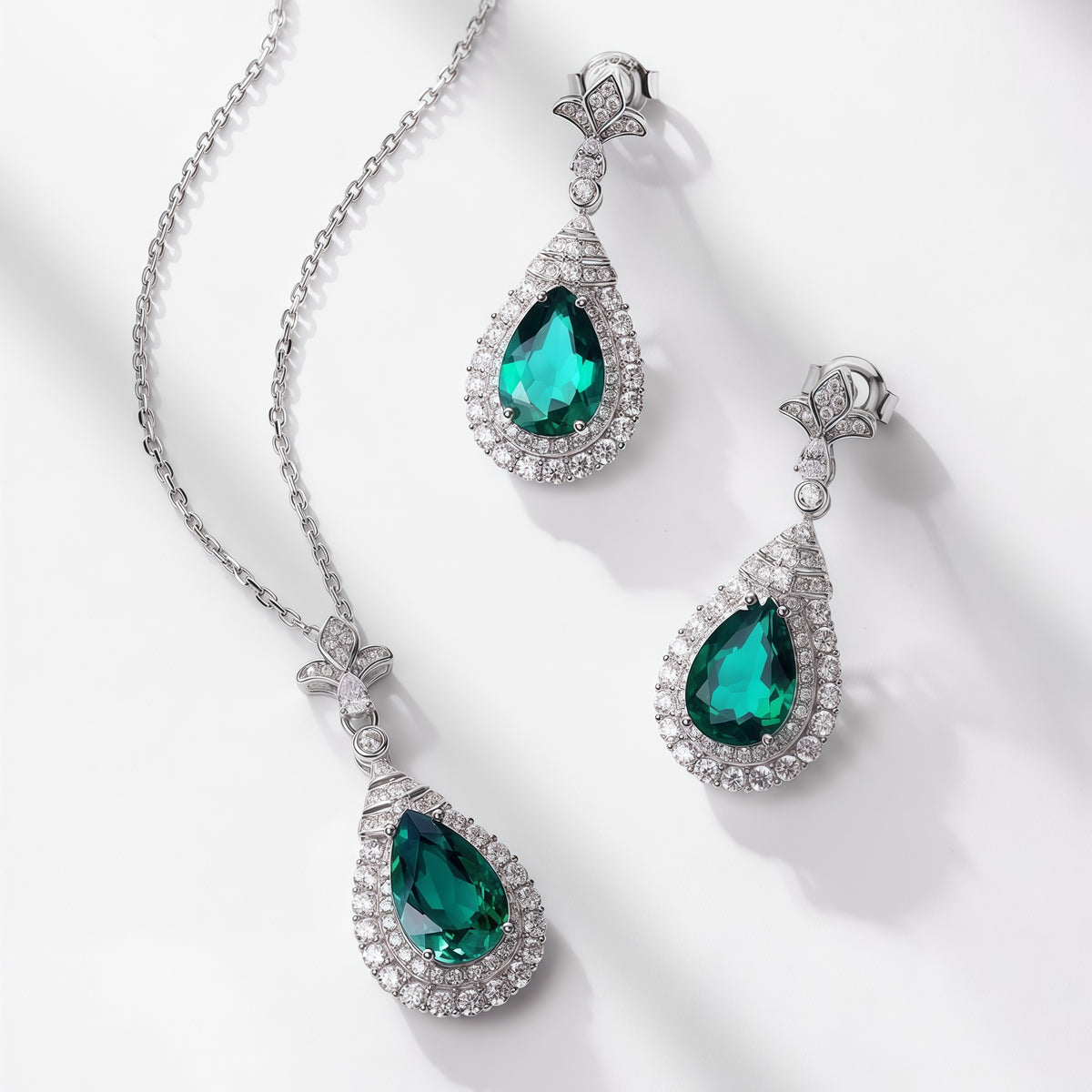 Premium Dapaza Heirloom-Style Lab-Grown Emerald Collarbone Necklace | S925 Sterling Silver