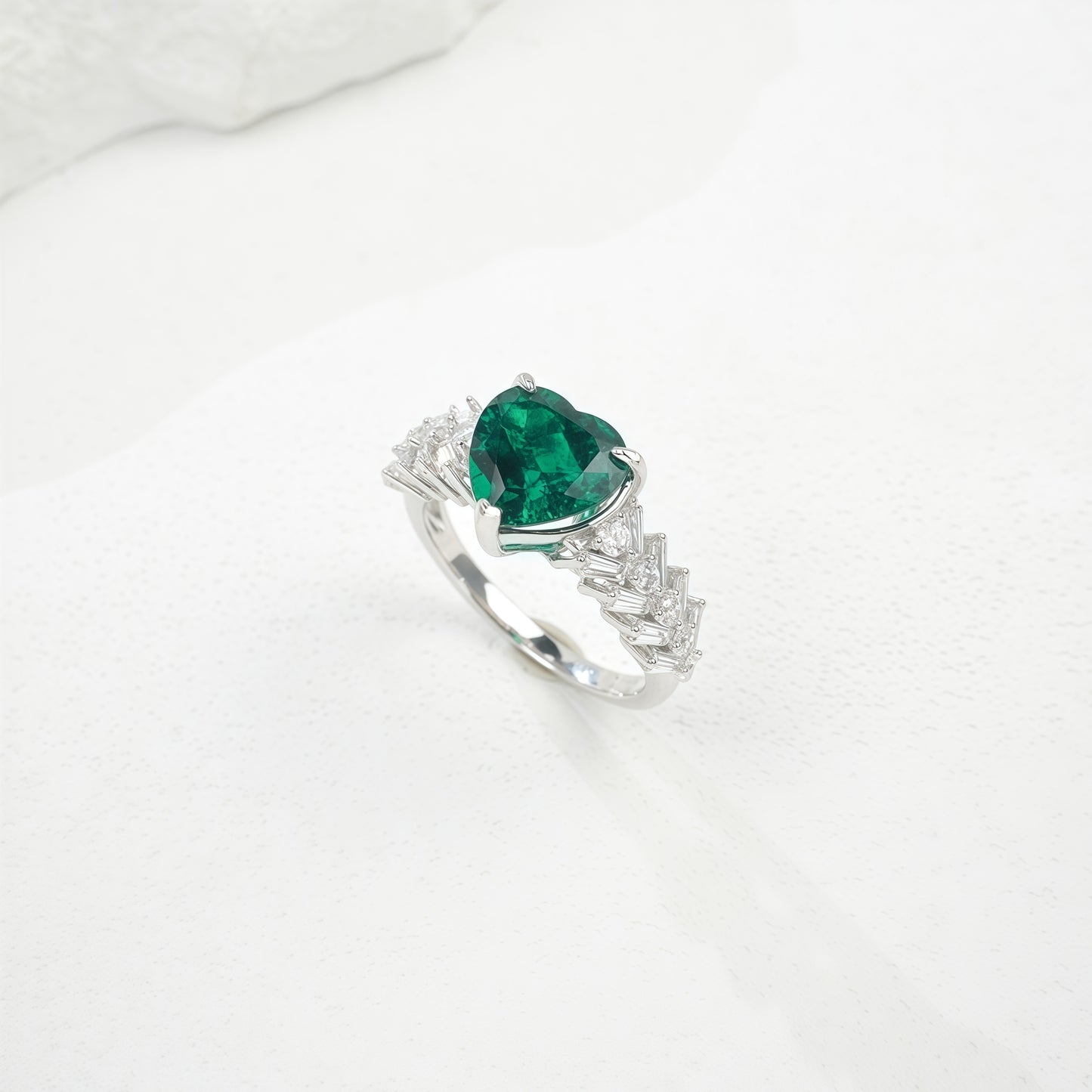 Heart-Shaped Lab-Grown Emerald Ring - S925 Sterling Silver with Baguette Accents