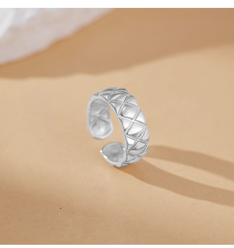 Classic S925 Sterling Silver Diamond Pattern Ring - Heavily Crafted, Exquisite, and Adjustable Open Ring
