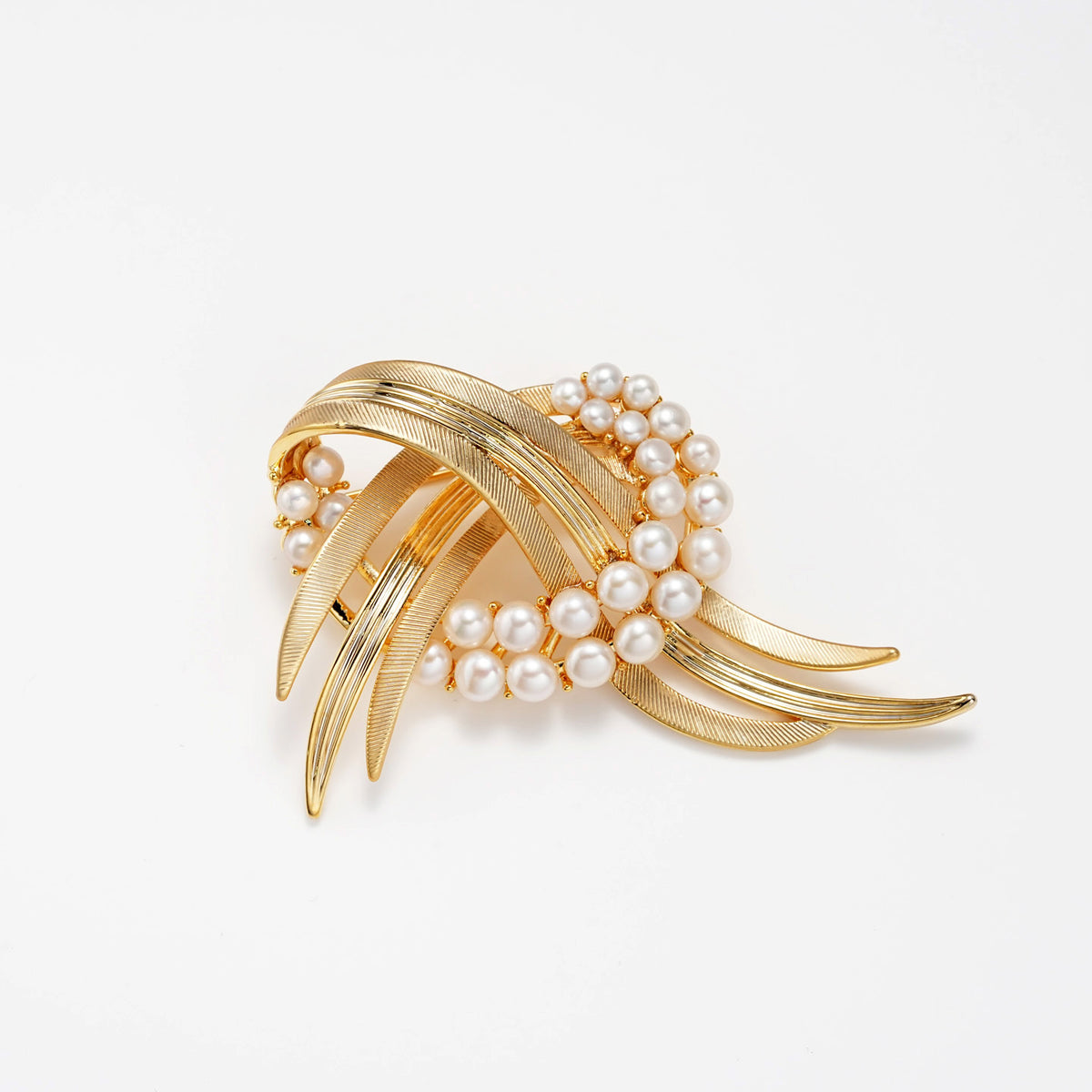Matte Gold Ribbon Freshwater Pearl Brooch