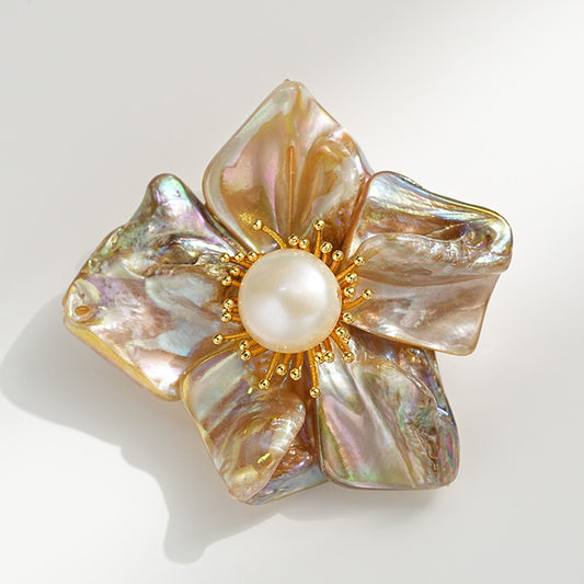 Dapaza Shaped Baroque Shell Natural Freshwater Pearl Five Leaf Flower Brooch
