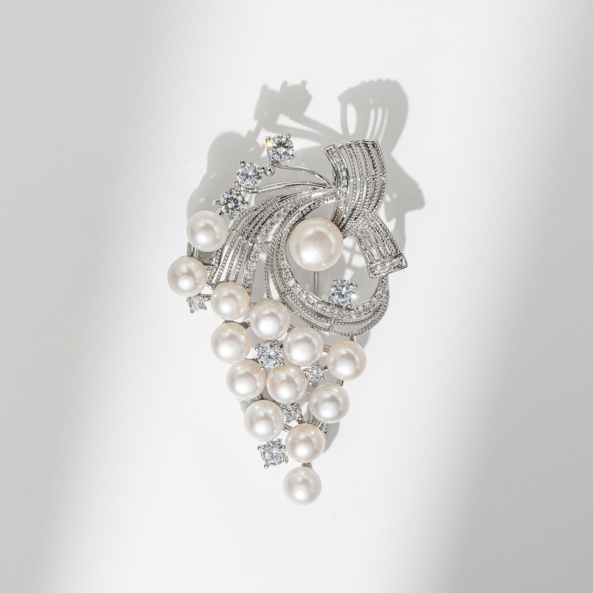 Natural Freshwater Pearl Grape Brooch
