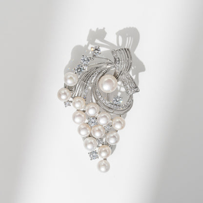 Natural Freshwater Pearl Grape Brooch