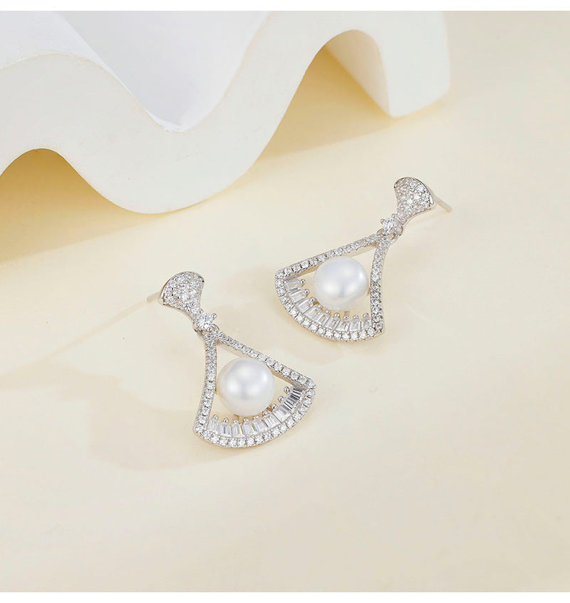 S925 Sterling Silver Australian White Shell Pearl Earrings - Luxurious, High-end Design, Exquisite Stud Earrings for Dresses