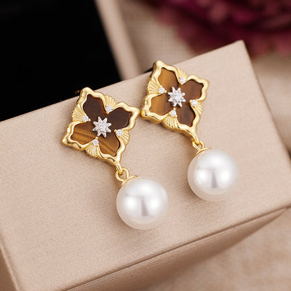Autumn and Winter 925 Sterling Silver Medieval Matte Niche Retro Bead Lucky Grass Earrings for Women