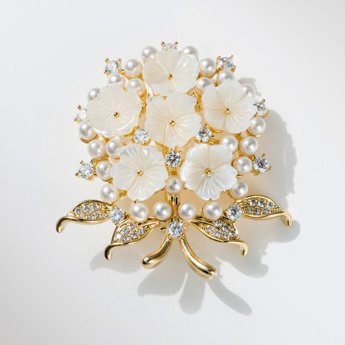 Zircon Natural Shell Pearl Fashion Women's Coat Brooch Accessories