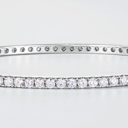 2.7ct Lab Grown Diamond PT950 Platinum Bangle | Dapaza