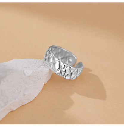 Classic S925 Sterling Silver Diamond Pattern Ring - Heavily Crafted, Exquisite, and Adjustable Open Ring