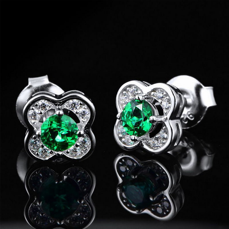 Dainty Clover 0.45CT Lab-Grown Emerald Stud Earrings - 925 Sterling Silver
