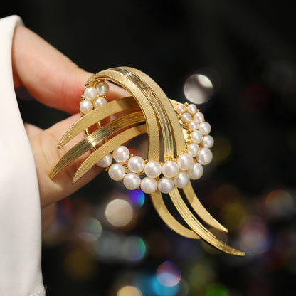 Matte Gold Ribbon Freshwater Pearl Brooch