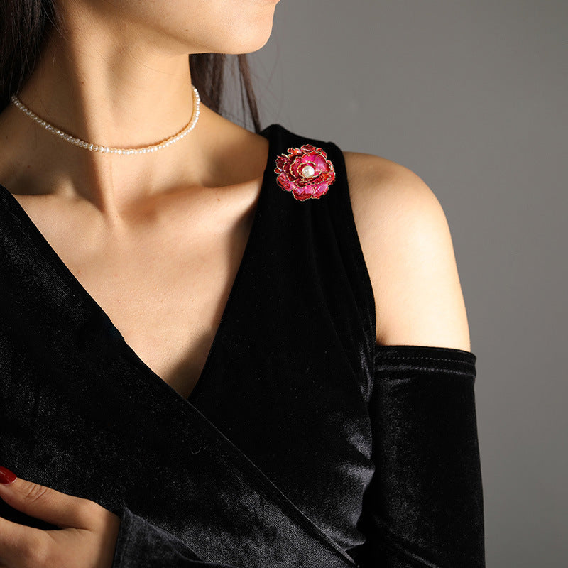 Freshwater Pearl Peony Brooch
