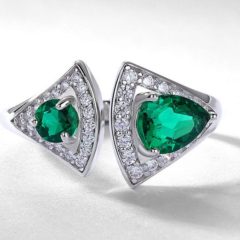 Iconic Fan: "Little Skirt" Lab-Grown Emerald Statement Ring | 925 Silver | Dapaza