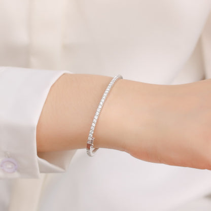 2.7ct Lab Grown Diamond PT950 Platinum Bangle | Dapaza