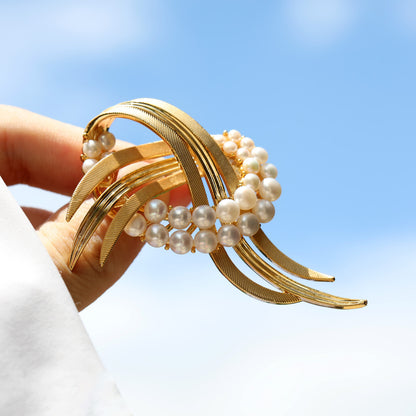 Matte Gold Ribbon Freshwater Pearl Brooch