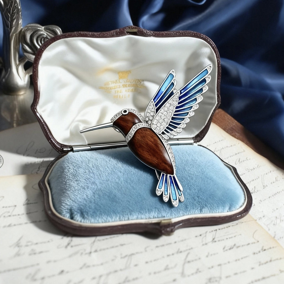 Khaki Nature Enamel Log Hummingbird Brooch Pendant Dual-purpose Corsage Clothing Accessories
