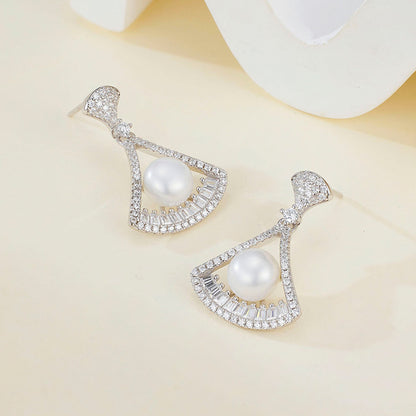 S925 Sterling Silver Australian White Shell Pearl Earrings - Luxurious, High-end Design, Exquisite Stud Earrings for Dresses