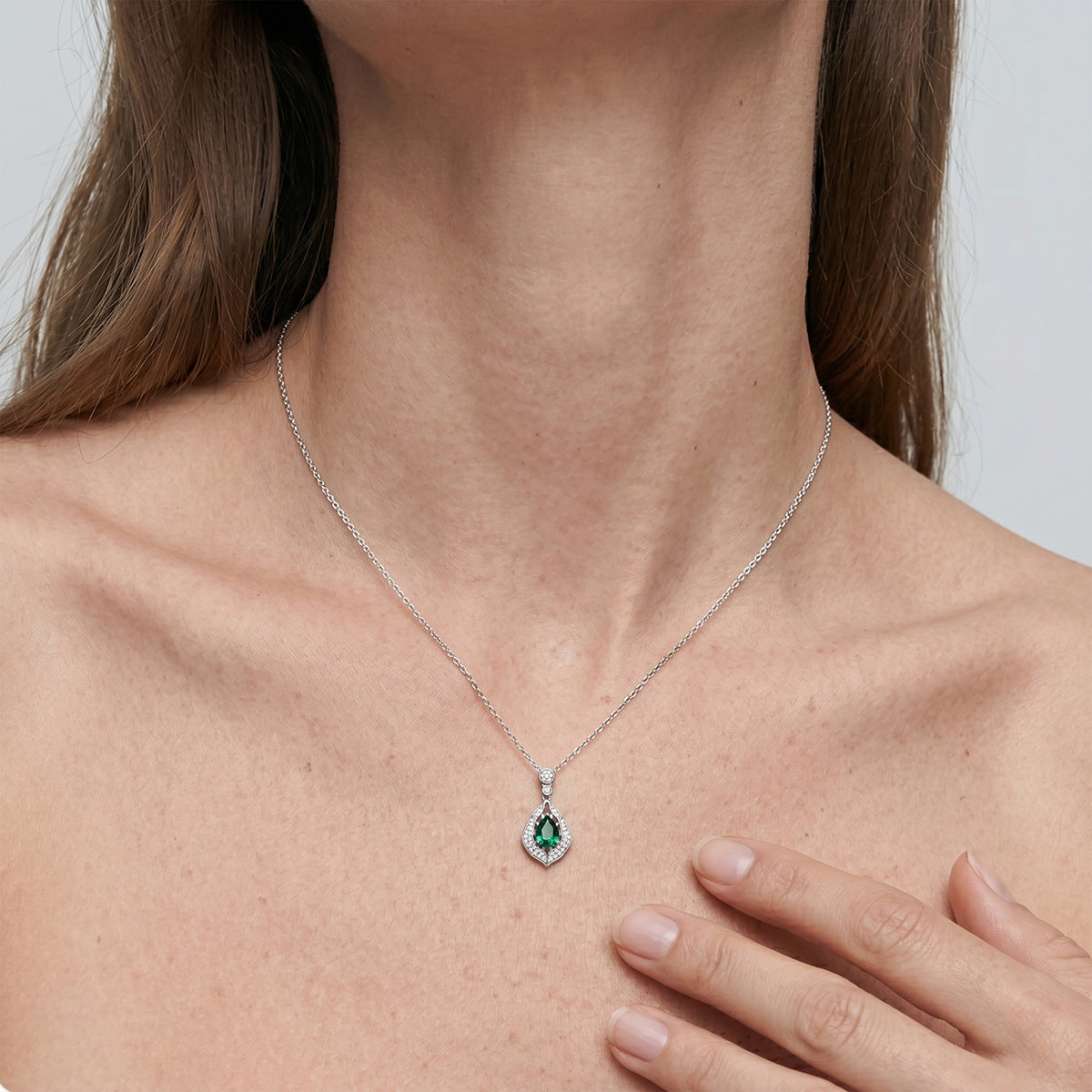 Dramatic Presence: Bold Lab-Grown Emerald Statement Pendant Necklace | 925 Silver | Dapaza
