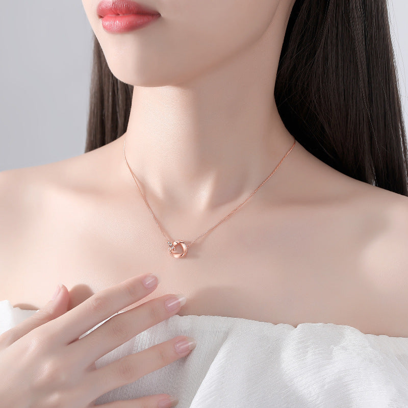 Dapaza Mobius Ring Necklace