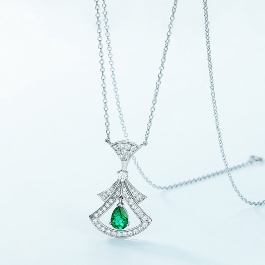 Dapaza Gown-Inspired Lab-Grown Emerald Collarbone Necklace | 925 Sterling Silver
