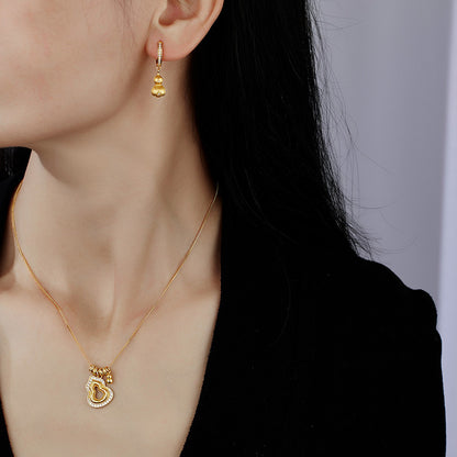 S925 Sterling Silver Gold Cut Out Gourd Necklace for Women Micro-embedded Zirconium Accessible Luxuryniche Style Design Classy Sense Clavicle Chain