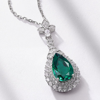Dapaza Heirloom-Style Lab-Grown Emerald Collarbone Necklace | S925 Sterling Silver