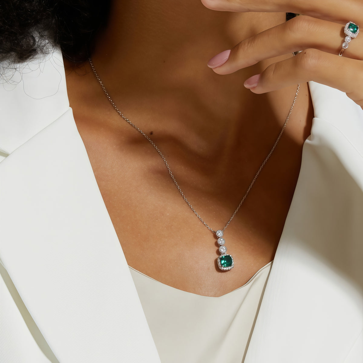 Premium Old World Romance: Vintage Lab-Grown Gemstone Pendant Necklace | 925 Silver