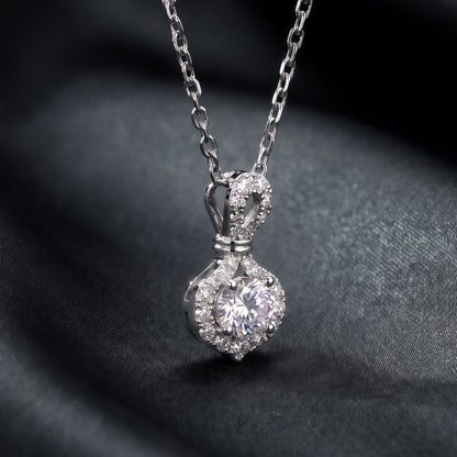 Oval-Cut 1.05ct Lab Diamond Halo Pendant - S925 - Dapaza
