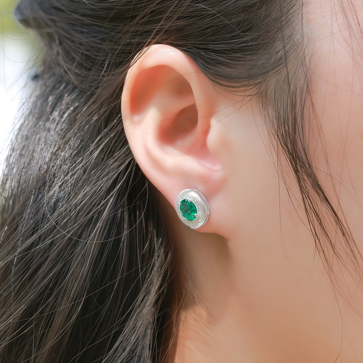 Premium Retro Oval: Minimalist Lab-Grown Emerald Oval Stud Earrings | 925 Silver