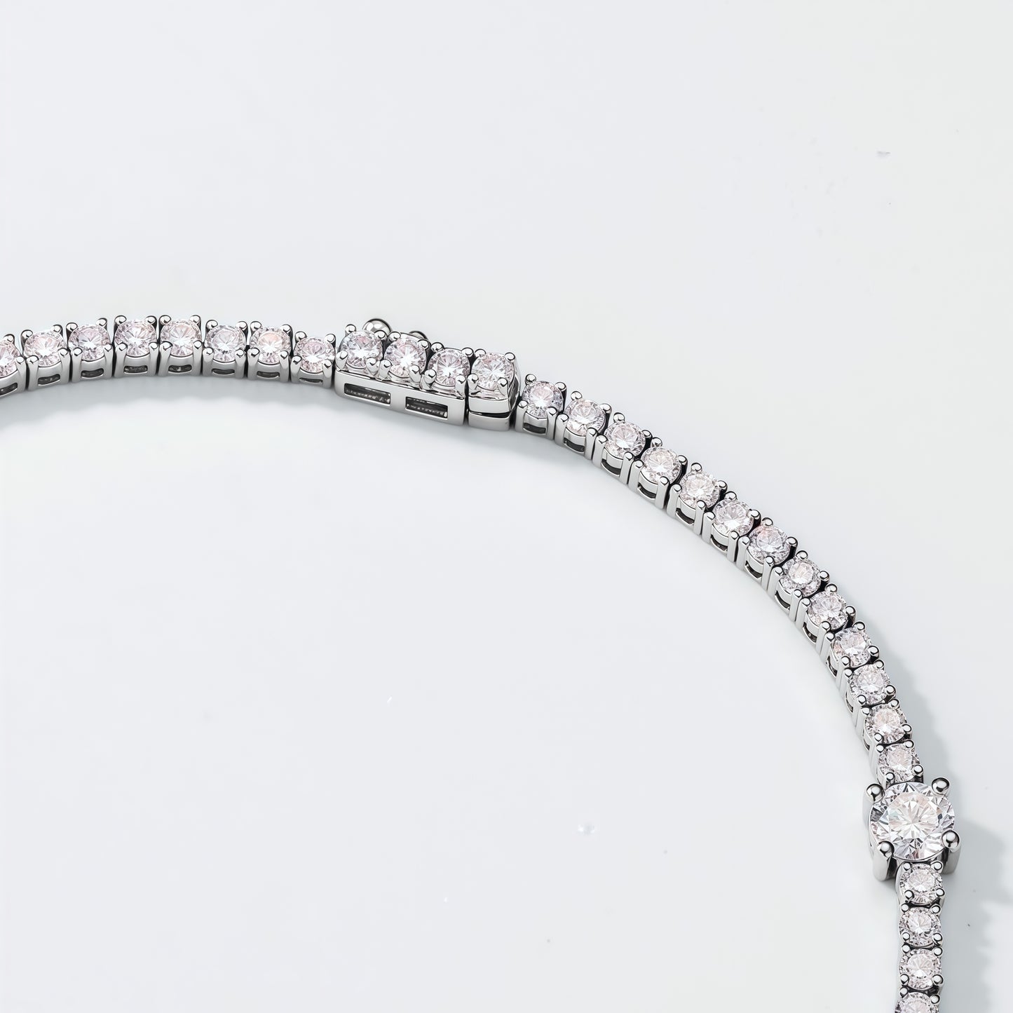 2.7CT Lab-Grown Diamond Tennis Bracelet in PT950 Platinum | Elegant Women's Luxury Bracelet