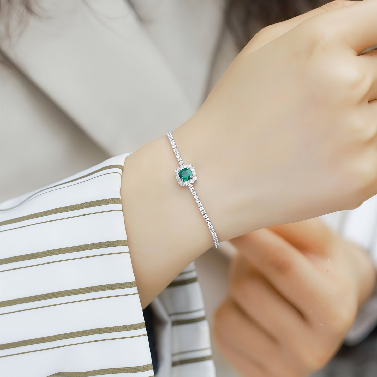 Premium Vintage Deco: Emerald-Cut Lab-Grown Emerald Tennis Bracelet | 925 Silver