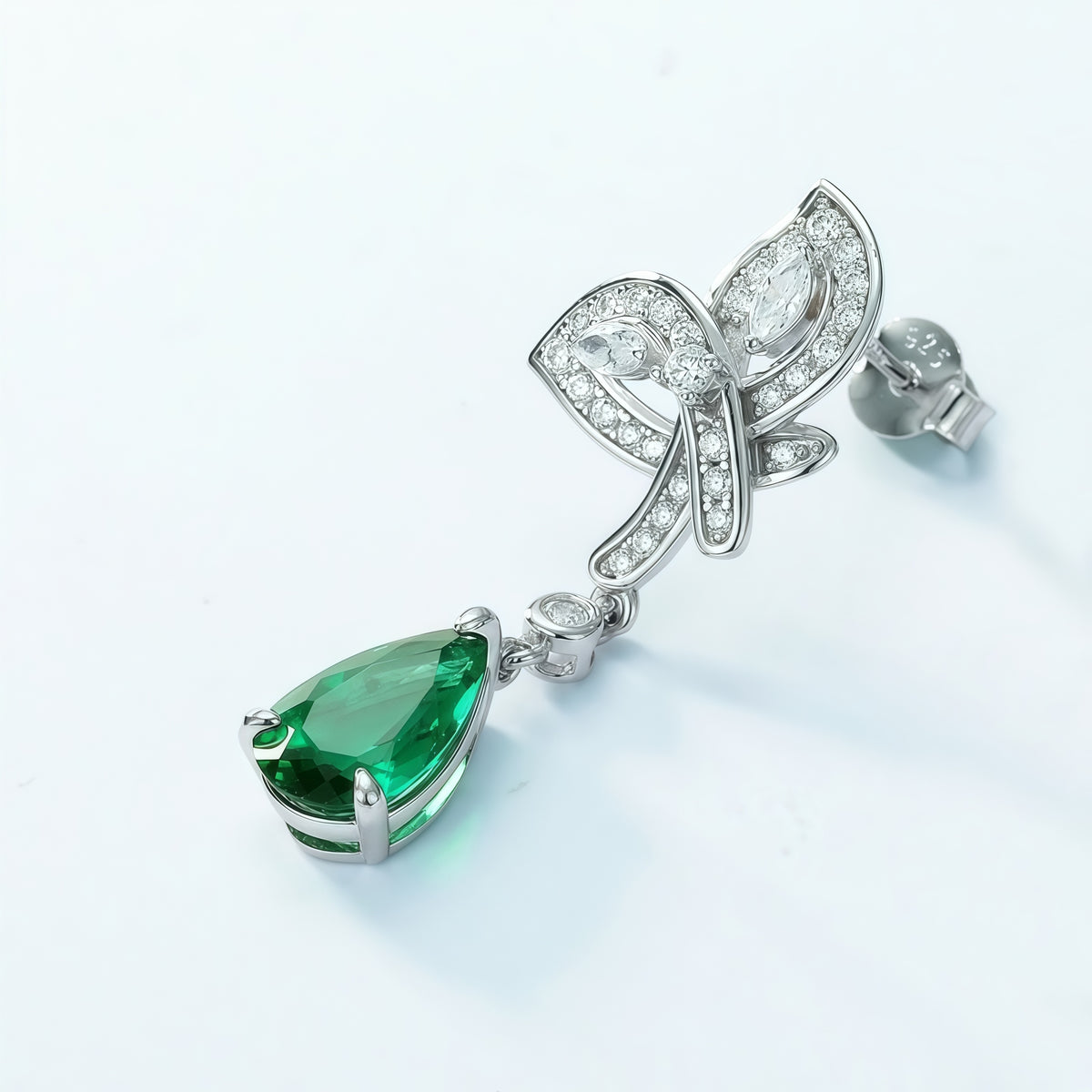 Vintage Teardrop: Elegant Pear-Cut Lab-Grown Emerald Drop Earrings | 925 Silver | Dapaza