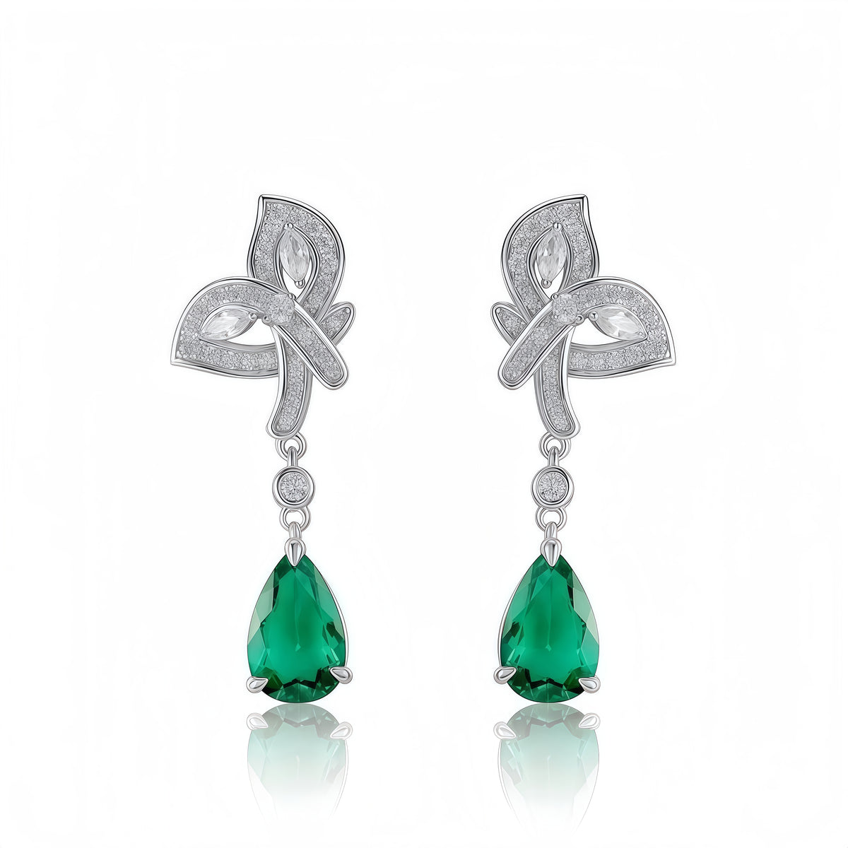 Vintage Teardrop: Elegant Pear-Cut Lab-Grown Emerald Drop Earrings | 925 Silver | Dapaza