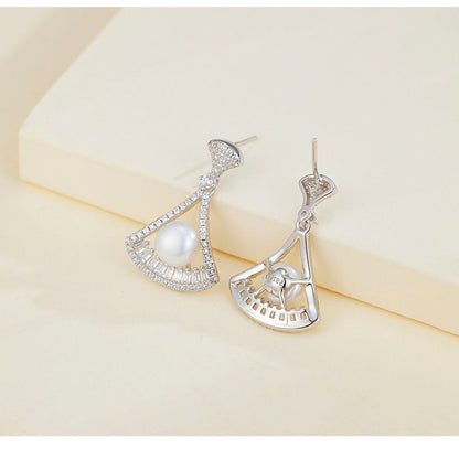 S925 Sterling Silver Australian White Shell Pearl Earrings - Luxurious, High-end Design, Exquisite Stud Earrings for Dresses